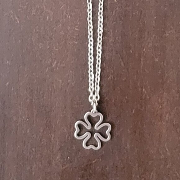 Four Leaf CLOVER Stainless Steel Charm Chain Necklace 18" IRISH Good Luck - Picture 4 of 9
